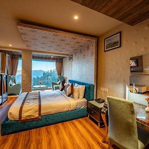 King Room Mountain View